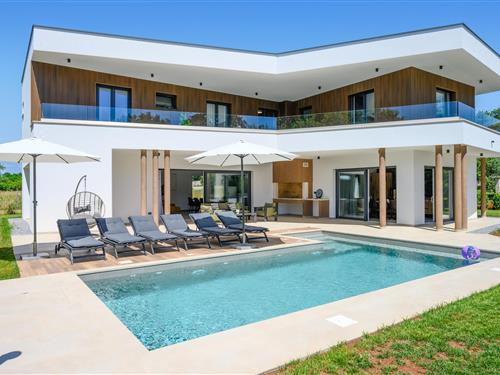 Sommerhus - 8 personer -  - Montiron - Pula-Sisan - 52100 - Sisan