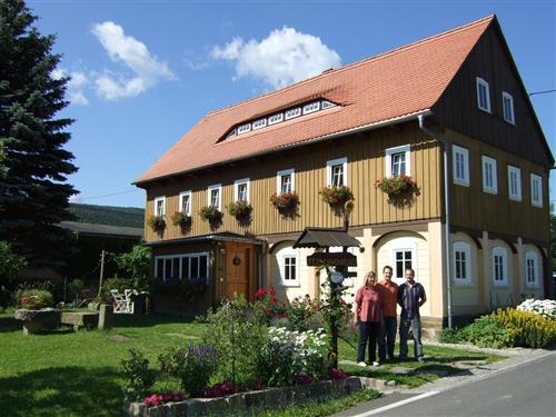 Ferienhaus - 5 Personen -  - Saalendorf - 02799 - Großschönau Ot Waltersdor