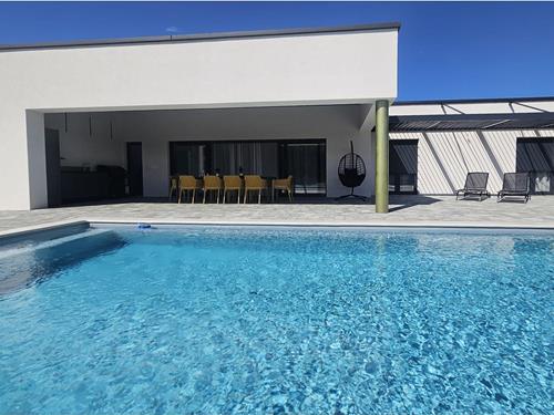 Sommerhus - 10 personer -  - Nespes - Zagreb - Sveti Ivan Zelina - 10380 - Sveti Ivan Zelina