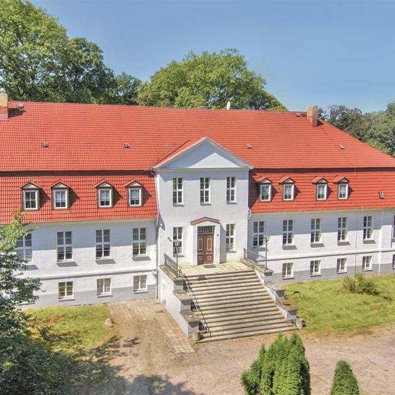 Sommerhus - 40 personer -  - Am Anger - Gutshaus Gross Markow - 17168 - Gross Markow