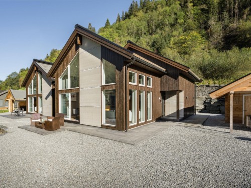 Holiday home - 7 persons -  - 6893 - Arnafjord