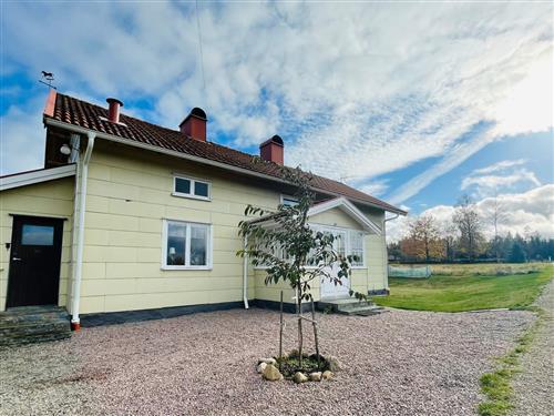 Holiday Home/Apartment - 5 persons -  - Påbo - 52361 - Gällstad