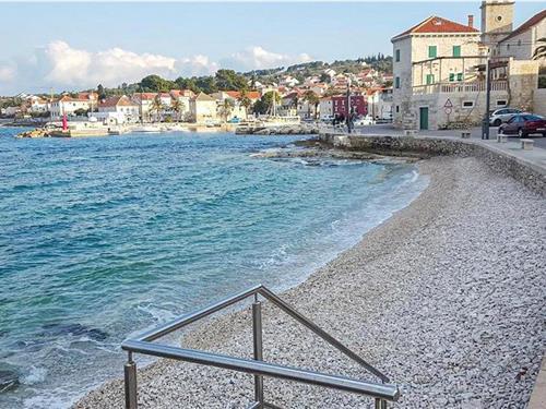 Ferielejlighed - 6 personer -  - Ulica Rikarda Katalinica - Brac-Sutivan - 21403 - Sutivan