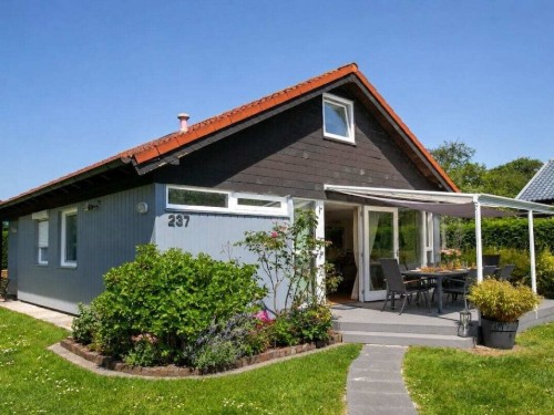 Holiday home - 7 persons -  - 1787 BT - Julianadorp