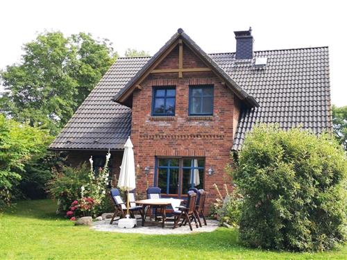 Holiday home - 7 persons -  - Dorfstraße - 18556 - Putgarten