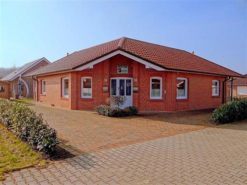 Holiday Home/Apartment - 4 persons -  - Am See - 49744 - Geeste