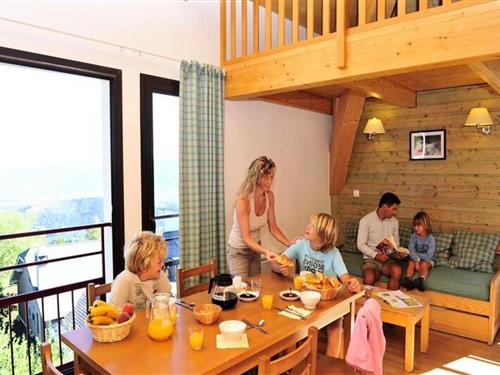 Holiday apartment - 8 persons -  - 66120 - Font-Romeu-Odeillo-Via