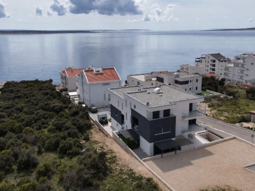 Holiday apartment - 4 persons -  - Ulica kneza Mislava 6, Mandre - 23250 - Pag
