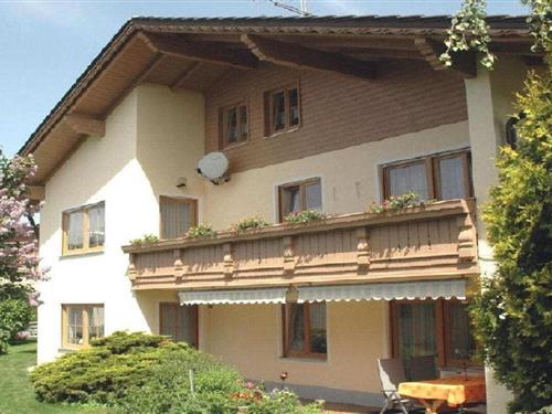 Holiday Home/Apartment - 4 persons -  - 94255 - Böbrach