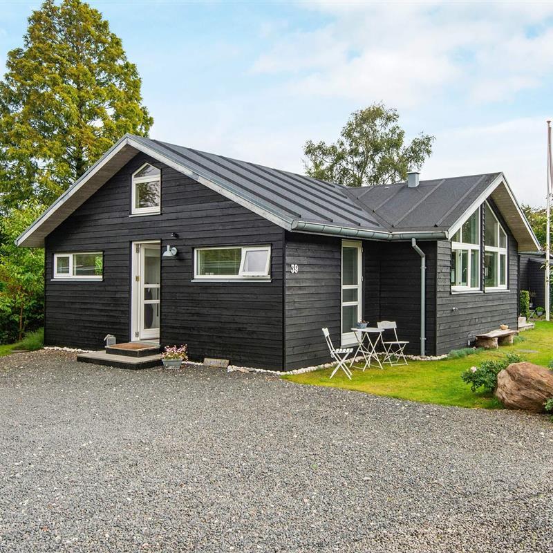 Sommerhus - 5 personer -  - Rønnevænget - Ajstrup Strand - 8340 - Malling