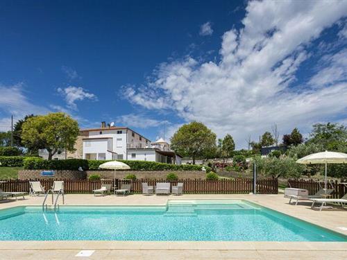 Sommerhus - 11 personer -  - 63063 - Carassai