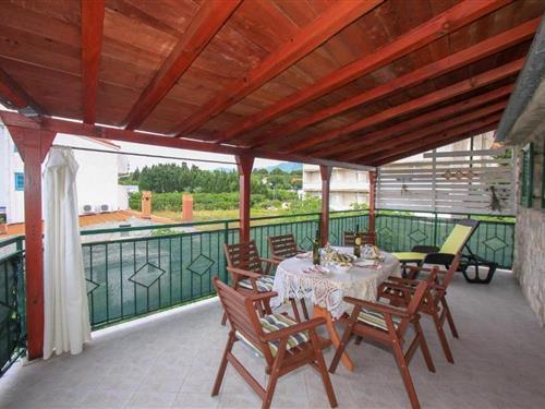 Holiday Home/Apartment - 5 persons -  - Sucuraj - 21469 - Sucuraj