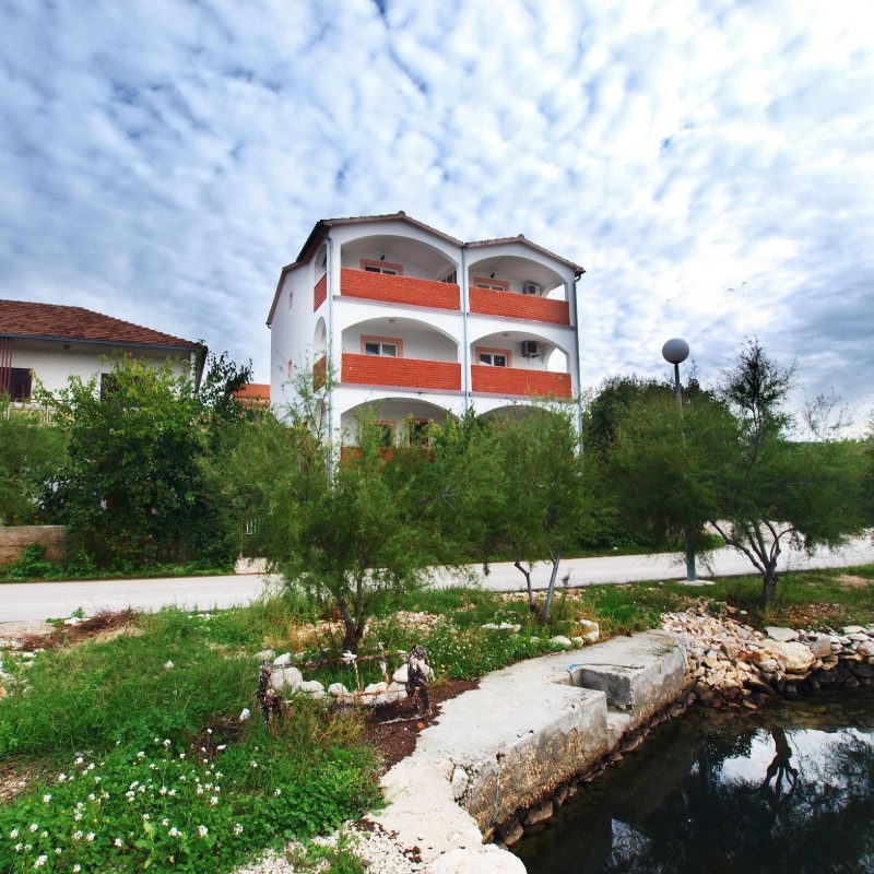 Ferielejlighed - 4 personer -  - Šupljac - 22010 - Jadrtovac