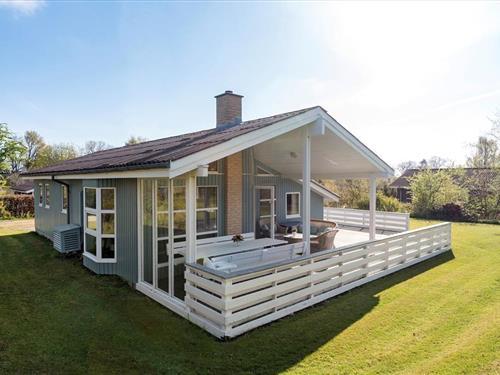 Sommerhus - 8 personer -  - Anders Lassens vej - 4654 - Fakse Ladeplads