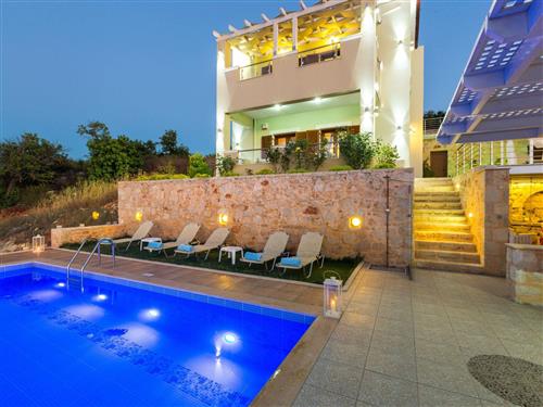 Sommerhus - 10 personer -  - Roumeli - 74057