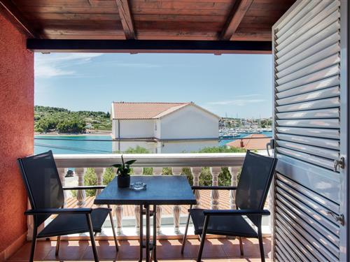 Holiday Home/Apartment - 4 persons -  - Jezera - 22242 - Jezera