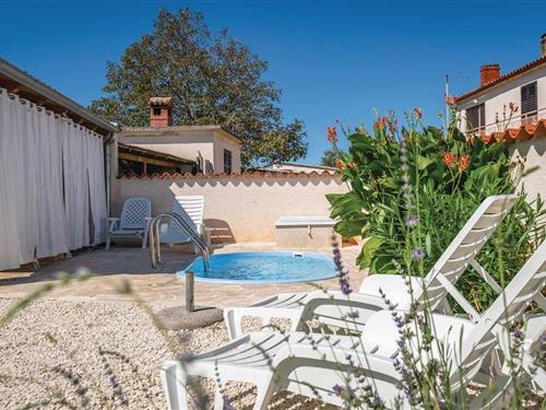 Sommerhus - 4 personer -  - Hreljici - Krnica-Hreljici - 52207 - Hreljici