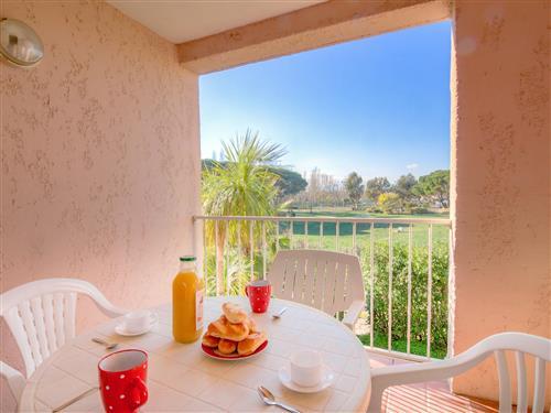 Holiday Home/Apartment - 4 persons -  - Saint-Tropez - 83580