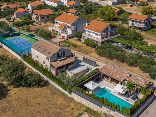 Sommerhus - 16 personer -  - Ul. Kralja Tomislava - 23000 - Zadar