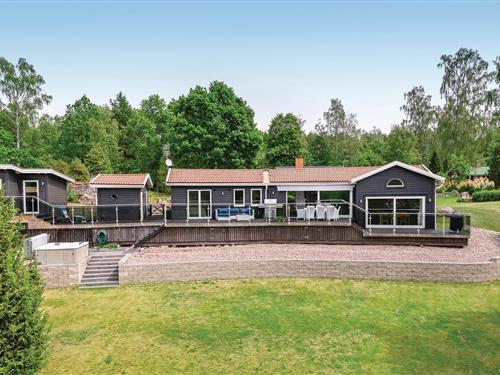 Holiday home - 10 persons -  - Rävgårdsvägen - Blåvik/Boxholm - 590 14 - Boxholm