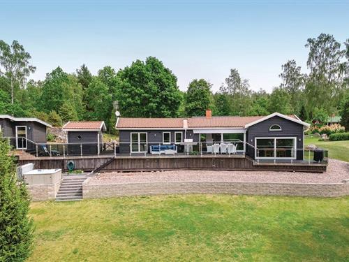 Sommerhus - 10 personer -  - Rävgårdsvägen - Blåvik/Boxholm - 590 14 - Boxholm
