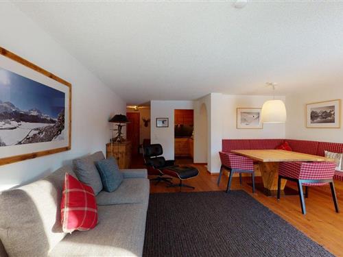 Ferieleilighet - 5 personer -  - Via dal Corvatsch - 7513 - Silvaplana-Surlej