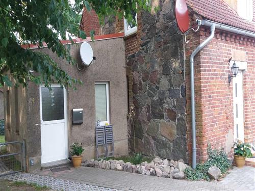 Holiday Home/Apartment - 3 persons -  - Schulstr. - 17252 - Schwarz