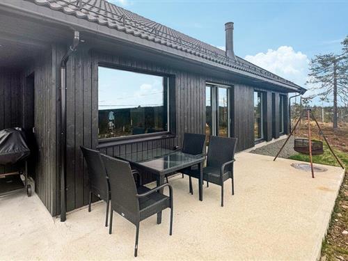 Holiday home - 8 persons -  - Blåbærvegen - Budor/Løten - 2340 - Løten