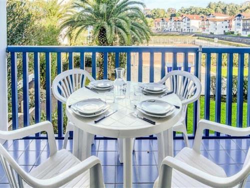 Holiday Home/Apartment - 4 persons -  - 64500 - Saint-Jean-De-Luz