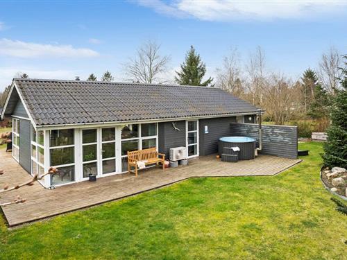 Sommerhus - 6 personer -  - Teglgårdsparken - Truust - 8882 - Fårvang