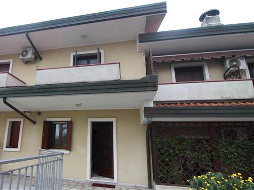 Semesterhus/Semesterlägenhet - 5 personer -  - Via Pordenone - 33054 - Lignano Sabbiadoro