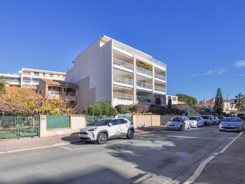 Ferieleilighet - 2 personer -  - rue aviateurs Priol-Laport - 83600 - Fréjus