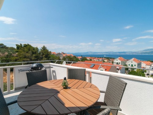 Holiday apartment - 5 persons -  - Put Varosa - Brac-Supetar - 21400 - Supetar
