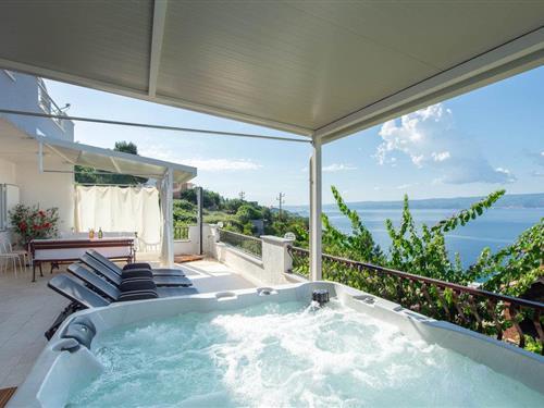 Holiday apartment - 6 persons -  - Put Mocila - Omis-Krilo Jesenice - 21314 - Krilo Jesenice