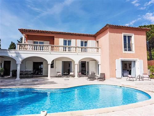 Holiday home - 8 persons -  - Sainte Maxime - 83120