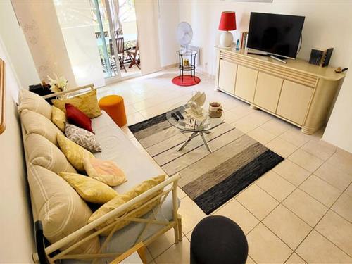 Holiday Home/Apartment - 5 persons -  - 83140 - Six-Fours-Les-Plages