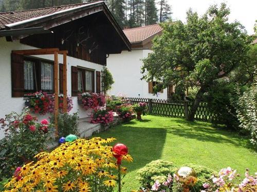 Holiday Home/Apartment - 6 persons -  - 82487 - Oberammergau