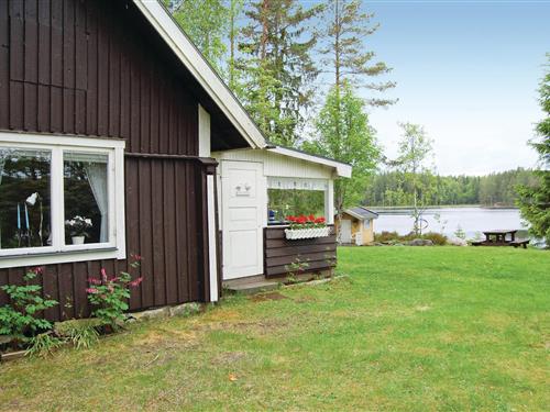 Holiday Home/Apartment - 4 persons -  - Trollebo, Ånnabron - 695 96 - Tived