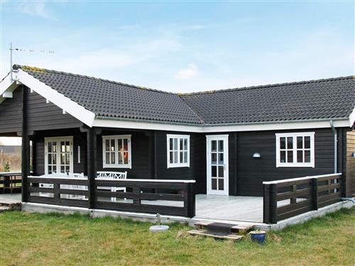 Holiday Home/Apartment - 6 persons -  - Savavej - Marielyst - 4873 - Væggerløse