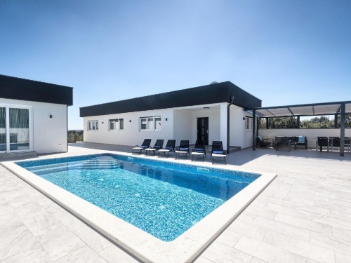 Ferienhaus - 4 Personen -  - 52100 - Pula
