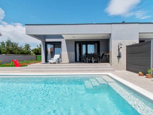 Holiday home - 5 persons -  - 52100 - Pula/Banjole