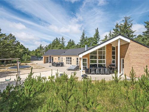 Sommerhus - 14 personer -  - Solsiden - 6857 - Blåvand