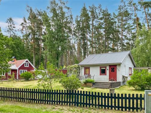 Holiday Home/Apartment - 5 persons -  - Bottorp - Kalmar, Vassmolösa - 388 94 - Vassmolösa