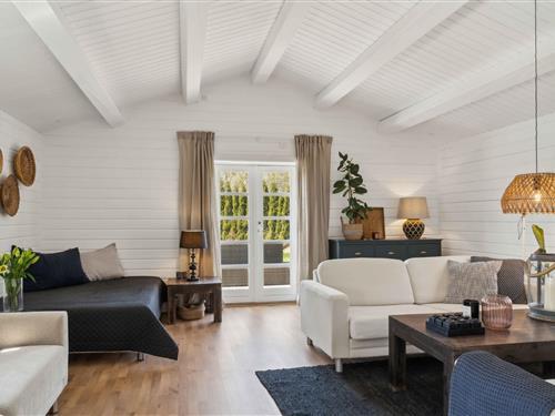 Sommerhus - 4 personer -  - Blommestien - 4872 - Idestrup