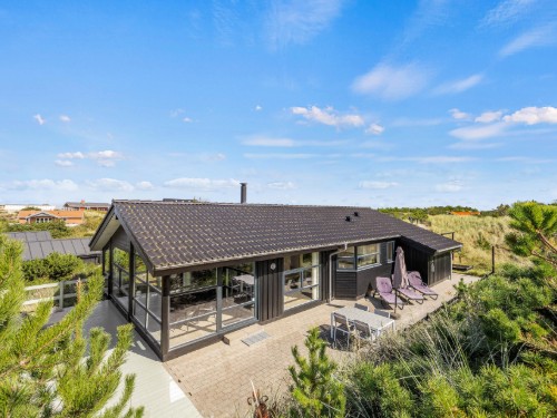 Fritidshus - 6 personer -  - Hjelmevej - 6854 - Henne Strand