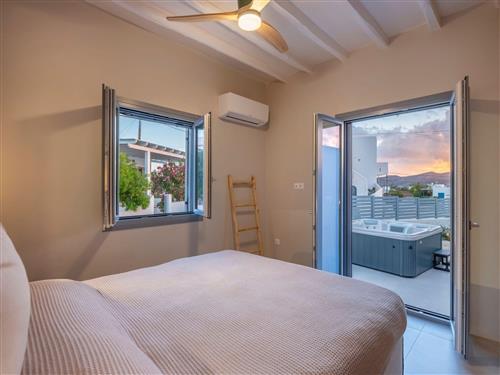 Sommerhus - 5 personer -  - Paros - 84400