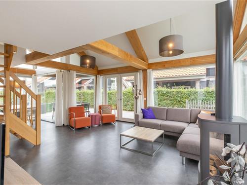 Fritidshus - 6 personer -  - 4325 LD - Renesse