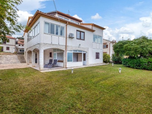Holiday home - 10 persons -  - Krse - 52100 - Premantura
