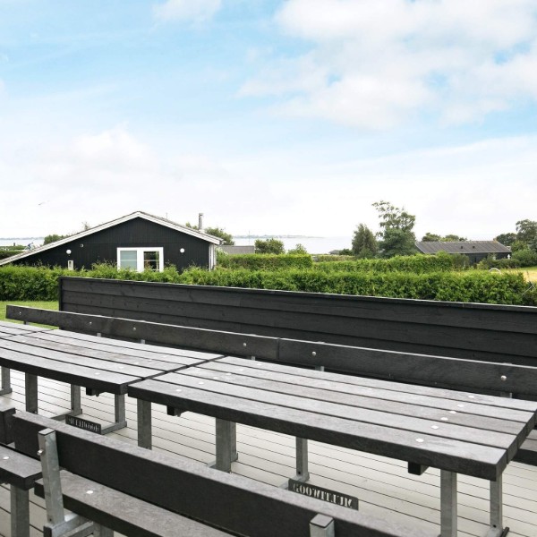 Emne nr.: 090-92137