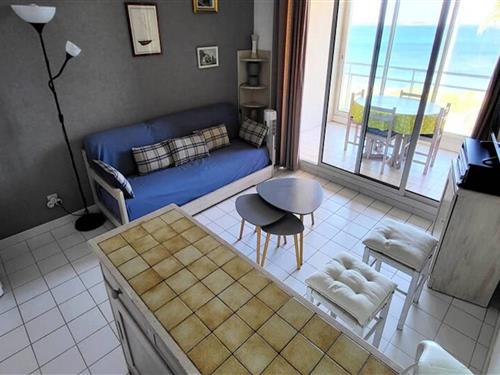 Holiday Home/Apartment - 4 persons -  - 83140 - Six-Fours-Les-Plages